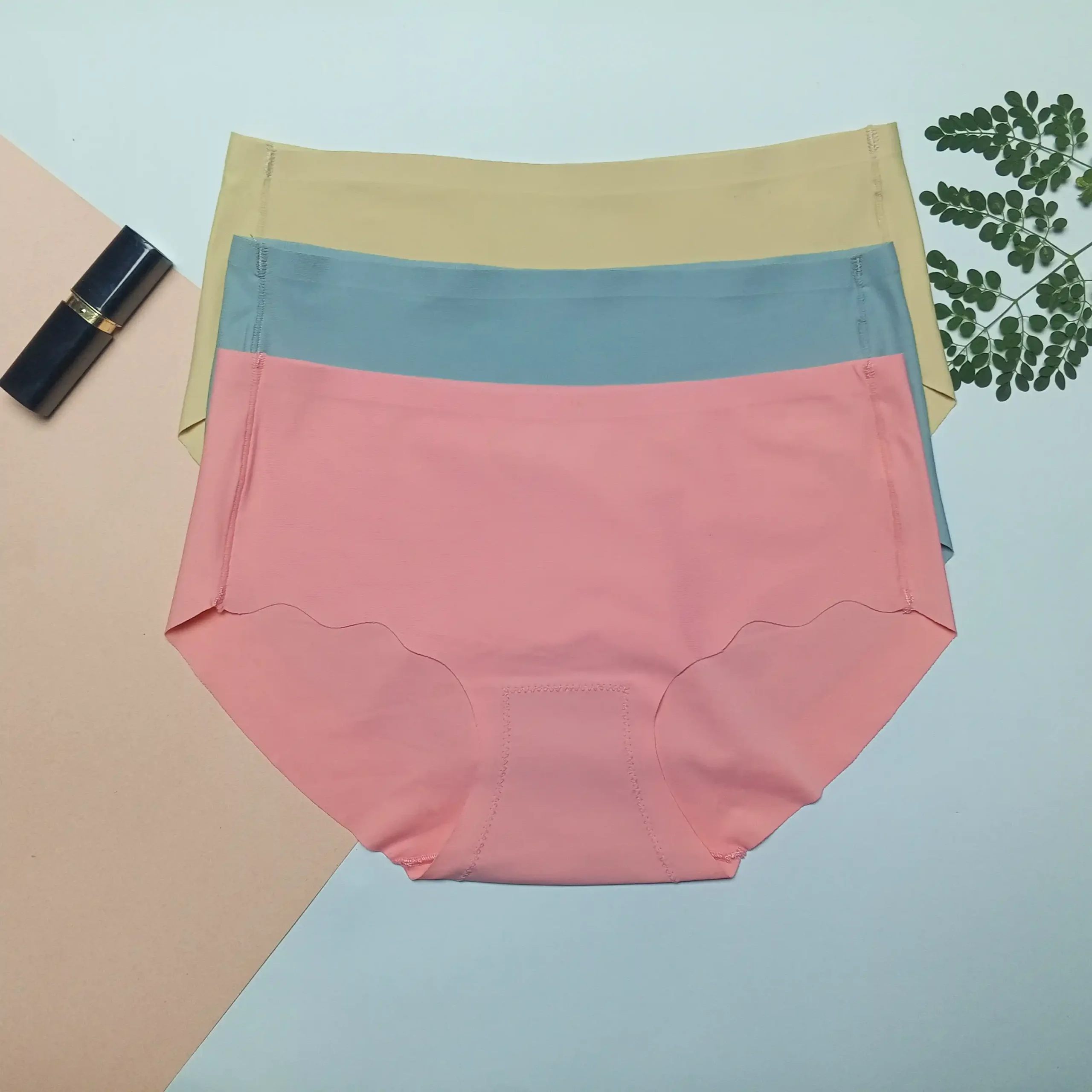 Seamless Panties Set of Three