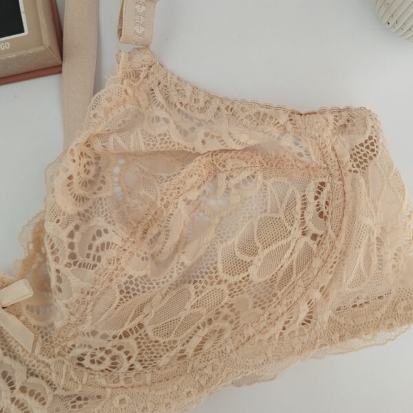 Lacey Air - Image 4